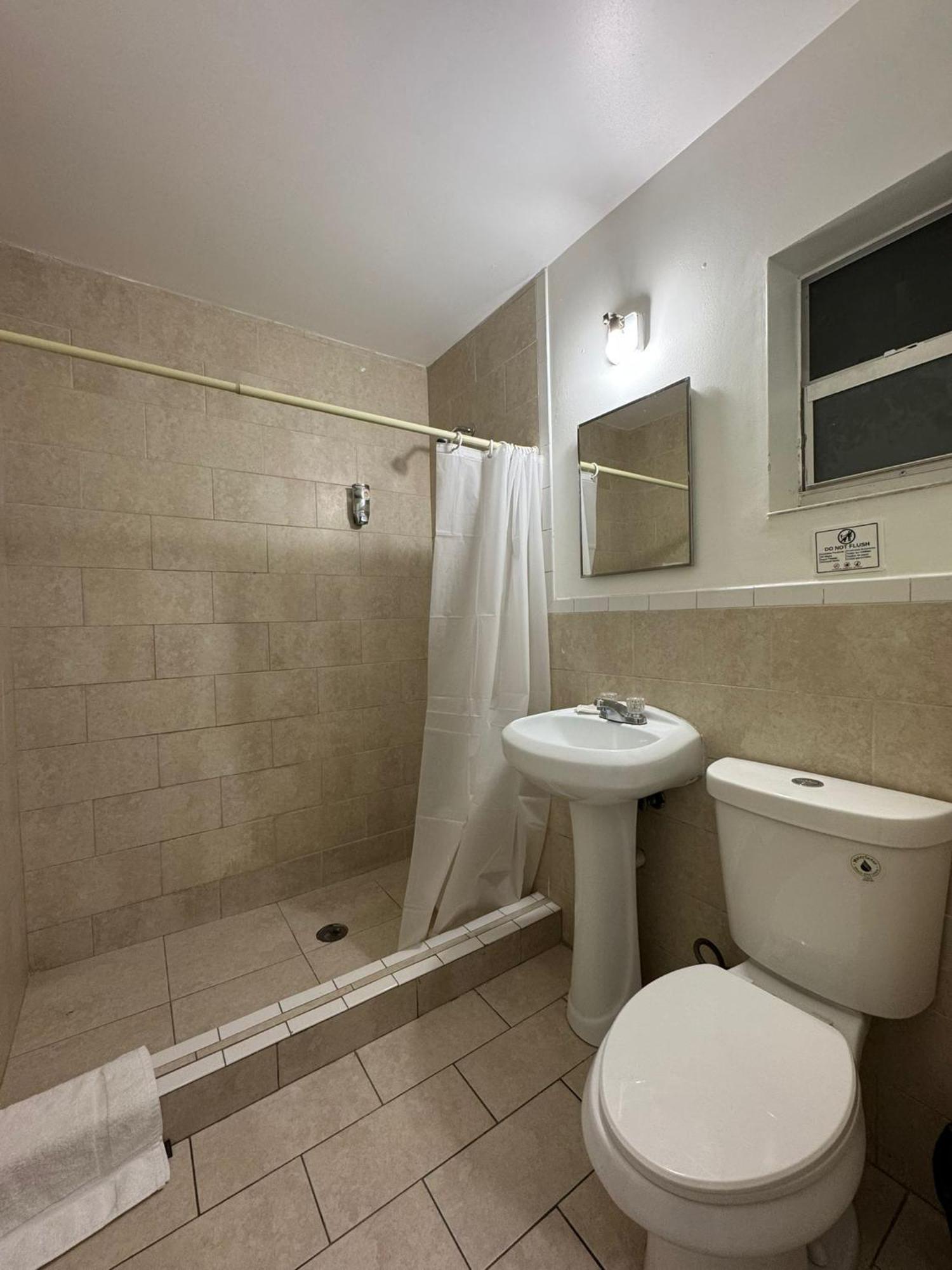 Hotel Rainbow - Miami - Little Havanna ภายนอก รูปภาพ