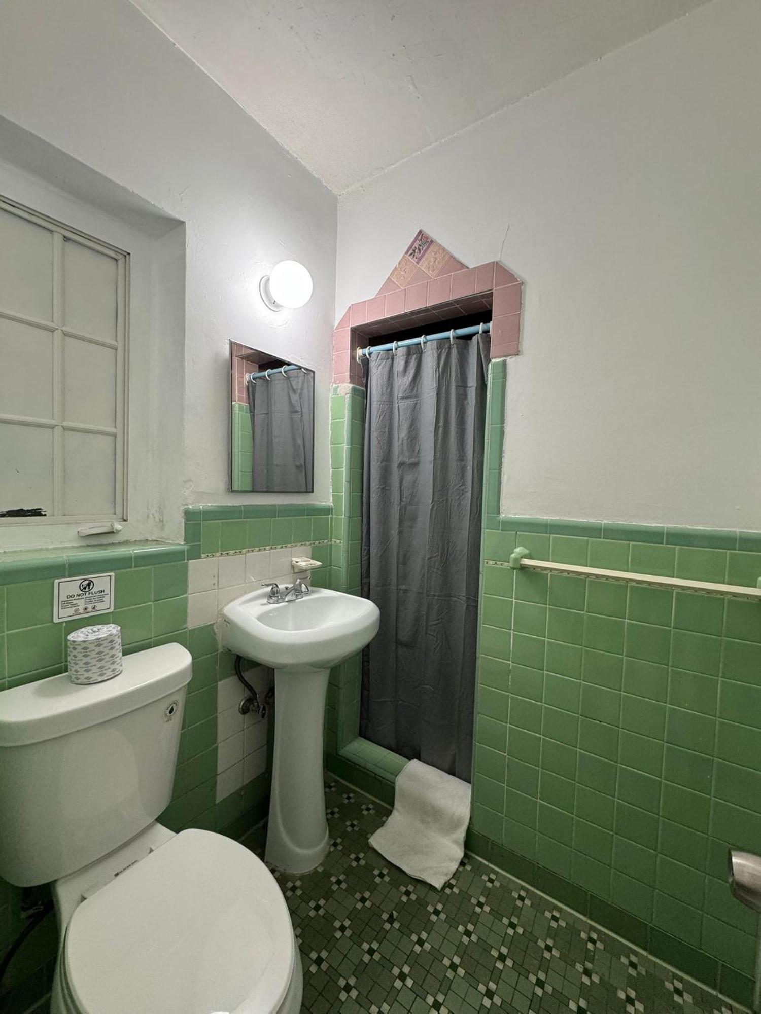 Hotel Rainbow - Miami - Little Havanna ภายนอก รูปภาพ