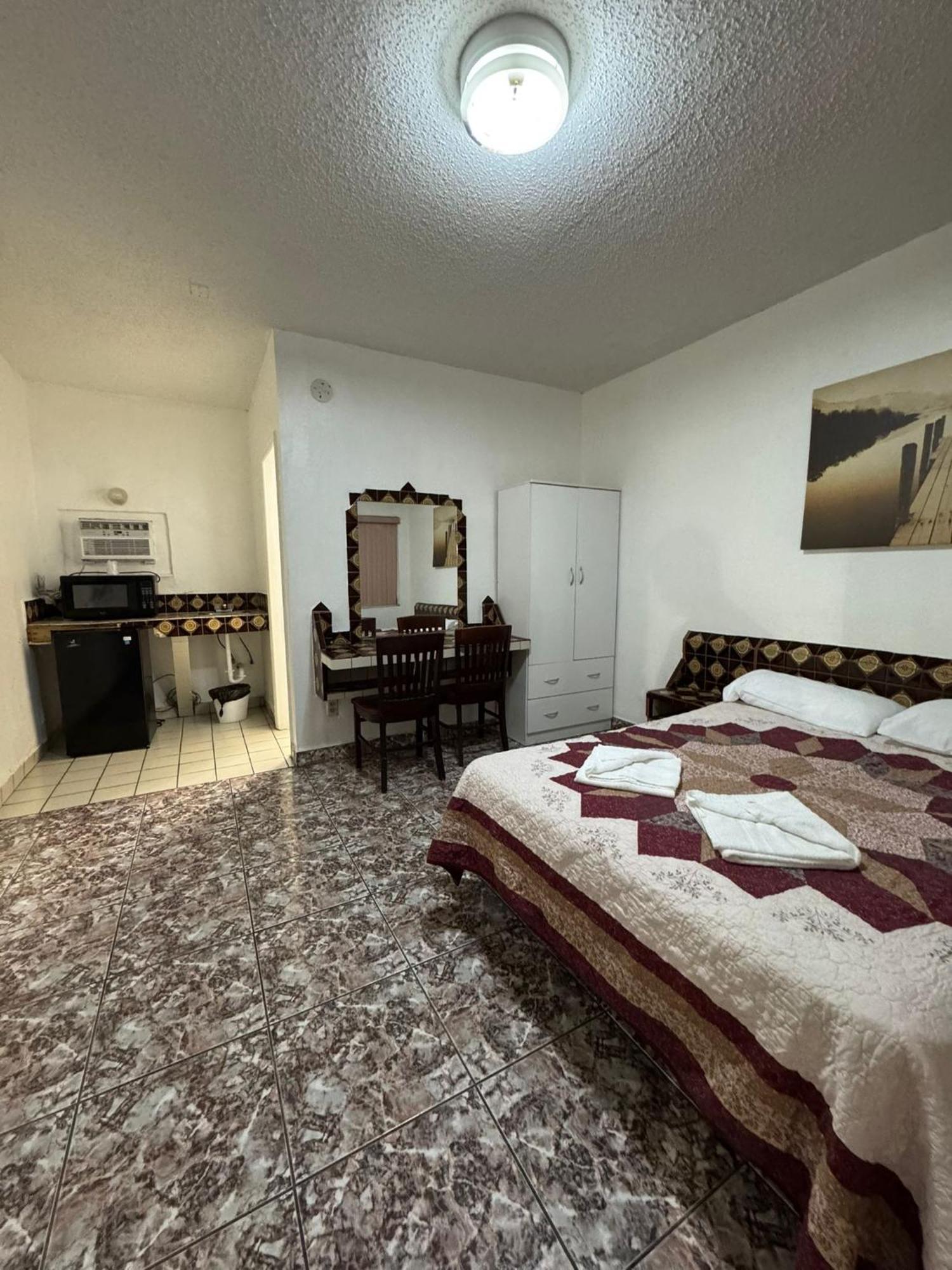 Hotel Rainbow - Miami - Little Havanna ภายนอก รูปภาพ